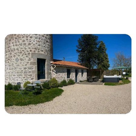 Loue Ancien Moulin A Vent Avec Piscine Et Jacuzzi Villa Neuvy-Bouin Dış mekan fotoğraf